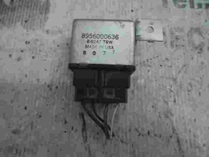 Relé Jeep Cherokee Xj 8956000636 TRW Z-8247