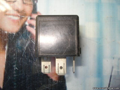 Relé Mitsubishi Carisma V23134B52X240 V23134-B52-X240 SIEMENS MB953381 MB 953381