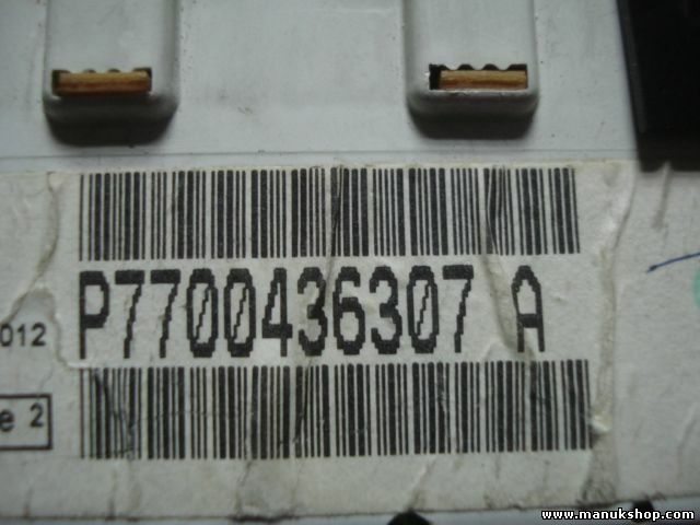 Pantalla del salpicadero Renault Clio Laguna Megane P7700436307A 21656209-5 A