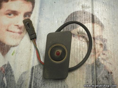 Luz de advertencia de puerta Nissan Terrano 684991F100 68499-1F100 68499 1F100