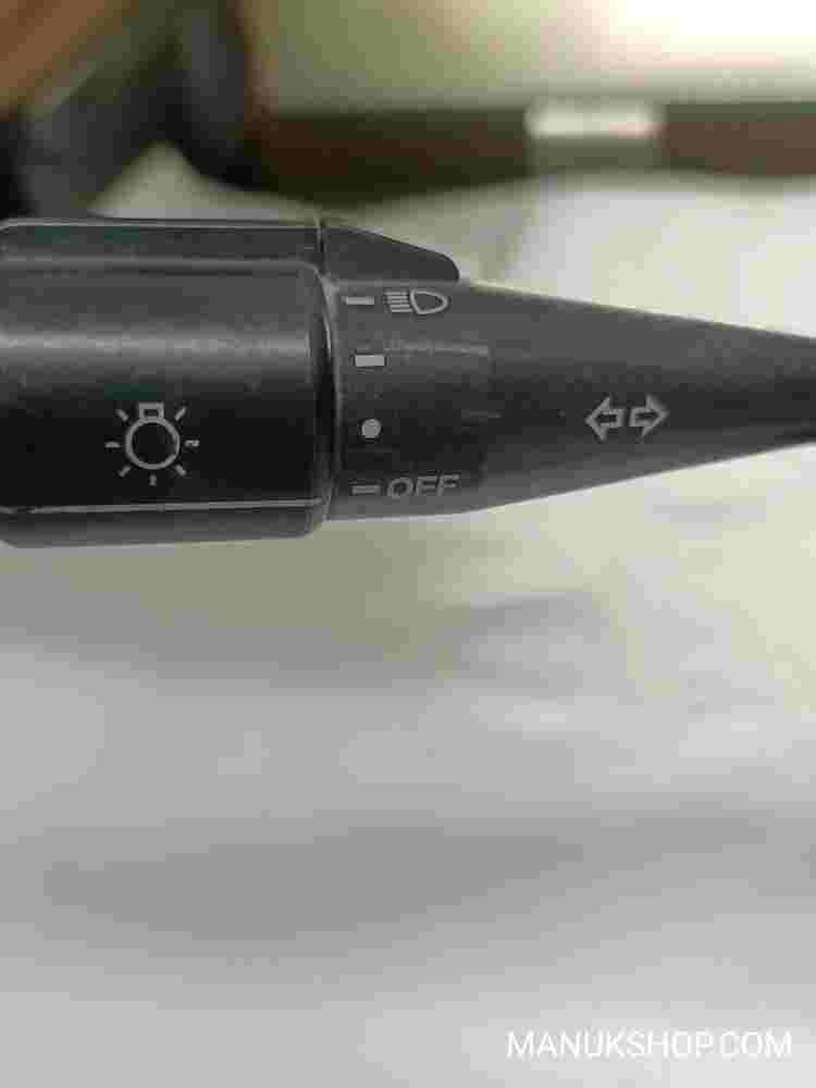 Mando de luces intermitentes Palanca del limpia Toyota Supra 8431014820