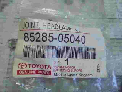 Joint Headlamp Cleaner Nozzle Toyota Corolla Avensis 8528505040 85285-05040