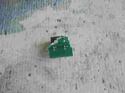 Relé  BMW GM5 Tyco V23084C2002A403 V23084-C2002-A403 024831D