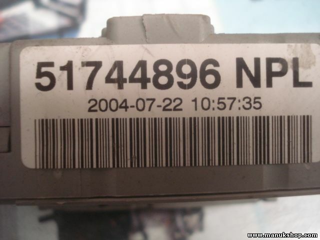 Caja de fusibles Fiat Punto 188 51744896 NPL 46552681 CPL