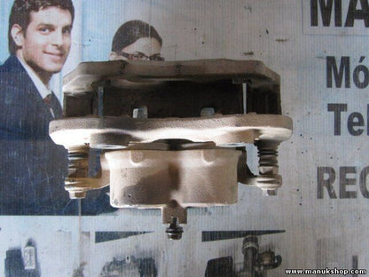 Pinza delantera izquierda Nissan Pick-up 4X333 4X3 33