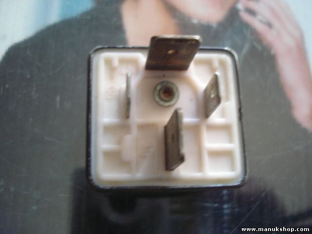 Niebla relé Audi 80/90/100/200/A6/A8/V8 Coupe Cabriolet 81/85 443951253S Nr.217