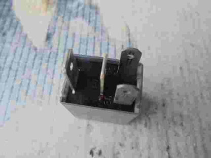 Relè fari Kia Carnival Rio Sedona Sorento DECO 0K55267740 0K552 67 740