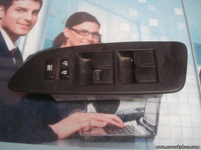 mando botonera elevalunas Toyota Auris 7423202550 74232-02550