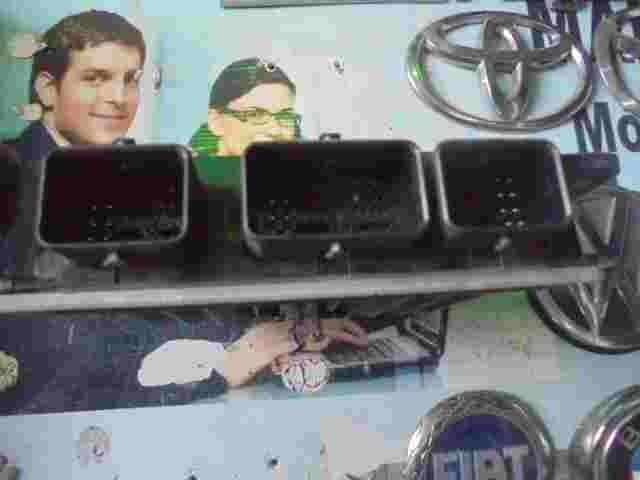 Centralita Renault Megane 8200259832 8200259835 DDCR80967A DELPHI TRW R0410B015A