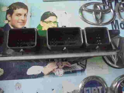 Centralita Renault Megane 8200259832 8200259835 DDCR80967A DELPHI TRW R0410B015A