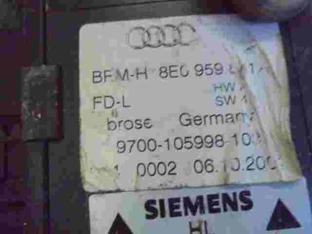 motor elevalunas trasero izquierdo Audi A4 S4 8E0959801A 5WK47009BBF 105848103