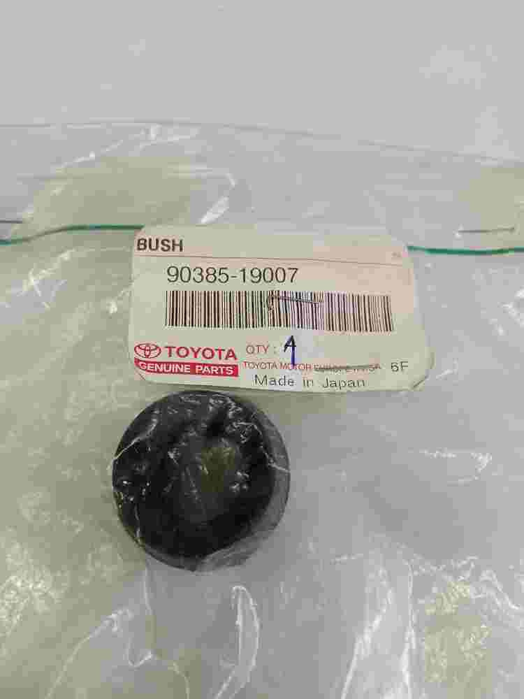 Bush Mounting  Toyota Hilux 9038519007 90385-19007