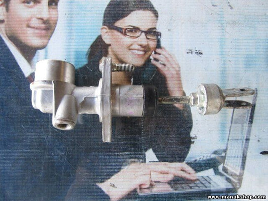 Cilindro ó Bombín Esclavo de Embrague Suzuki Grand Vitara I FT, GT 2381065D00