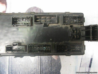 Caja de fusibles Mitsubishi Pajero 2,8td 1998 MR142343 MR 142 343