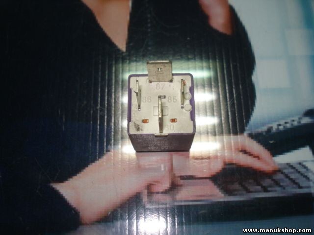 Relè pompa carburante Opel Omega Vectra Zafira Corsa 90494959 22204029