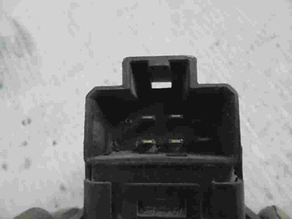 mando botonera elevalunas Nissan Terrano Ford Maverick T2 221891 221 891 5 pin