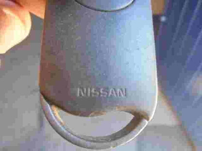Alojamiento de la llave de control remoto inalámbrico Nissan Serena 946801F