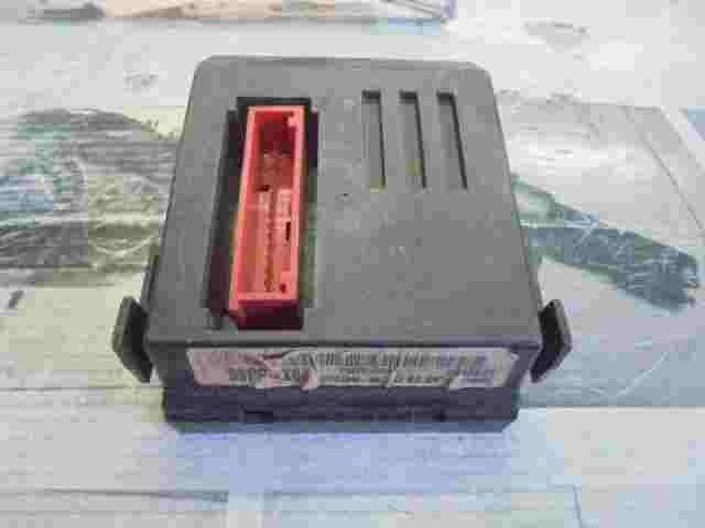 Unidad de control de presión de los neumáticos Renault 8200149608 P8200149608