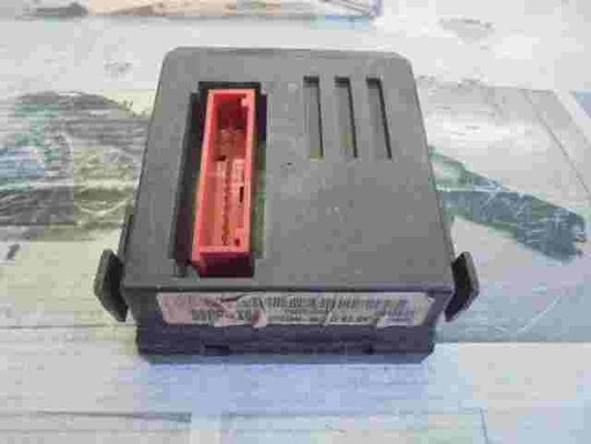 Unidad de control de presión de los neumáticos Renault 8200149608 P8200149608