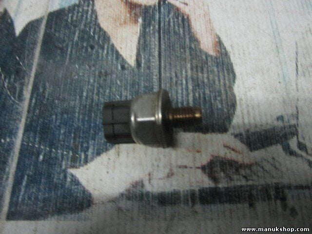 Sensor presión de combustible Mitsubishi 55PP05-01 55PP0501
