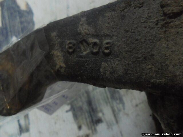 Mangueta buje delantera derecha Suzuki 2748189000 27481-89000 27481 89000