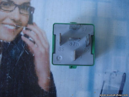 Relé Peugeot 407 607 308 207 Citroen C5 GRÜN CARTIER 03531