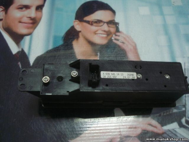 mando botonera elevalunas Mercedes-Benz Vito Viano W639 A6395451413 04ZGS002