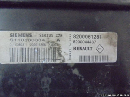 Centralita del motor Renault Kangoo SIEMENS S110130334A S110130334 A 8200061281