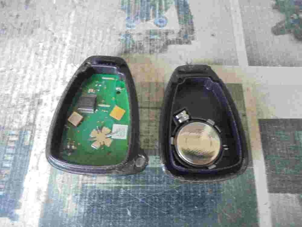 Alojamiento de la llave de control remoto inalámbrico Jeep 659817192 6598172142