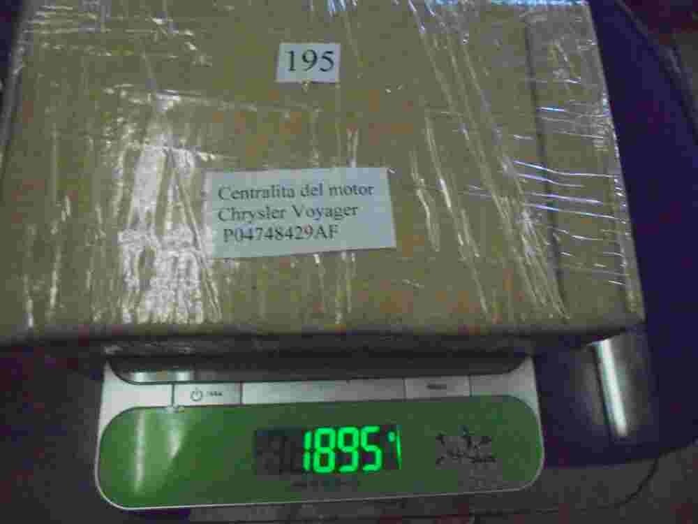 Centralita del motor  Chrysler Voyager HYNBAG 04748429AF P04748429AF
