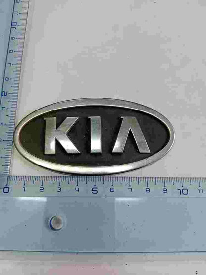 Emblema Kia Sedona 9,5 cm.