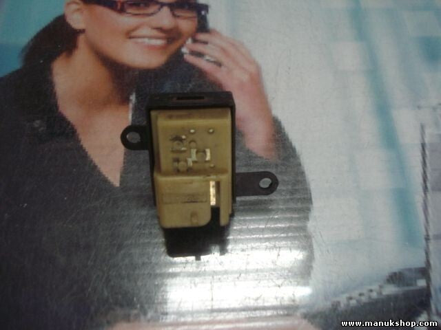 mando botonera elevalunas Chrysler Voyager 4685435