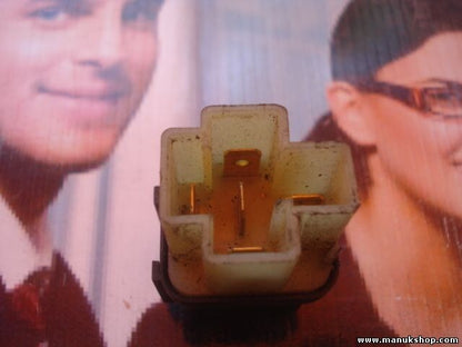 Relè Nissan Micra K11 Almera 25230 79972 2523079972