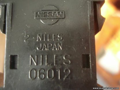 Interruptor de emergencia  Nissan Micra K11 Serena NILES 06012 252901C700 