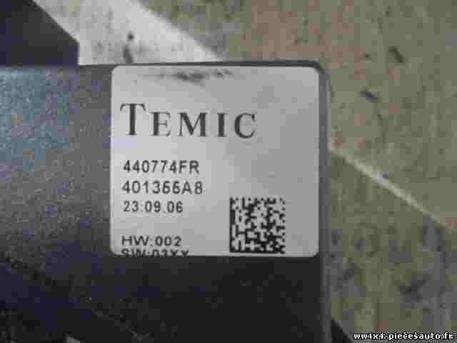 Centralita de elevalunas VW Polo Transporter T5 Skoda Fabia TEMIC 401355A8