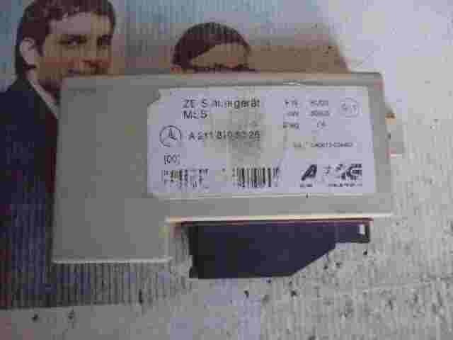 Regolatore di allarme Mercedes-Benz W211 A2118205026 Q11 HW 20/03 SW 30/03 (04)