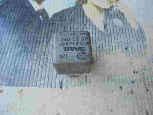 Relé del ventilador del radiador Saab 900 /9000 9522061 Hella 4RA00351050
