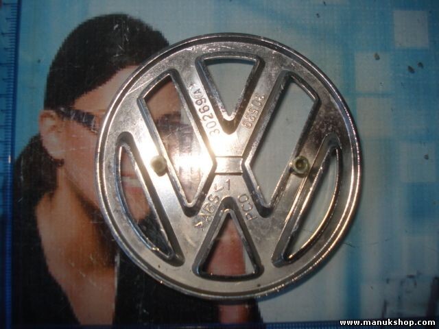Emblema VW Volkswagen Jetta 30269A 30539