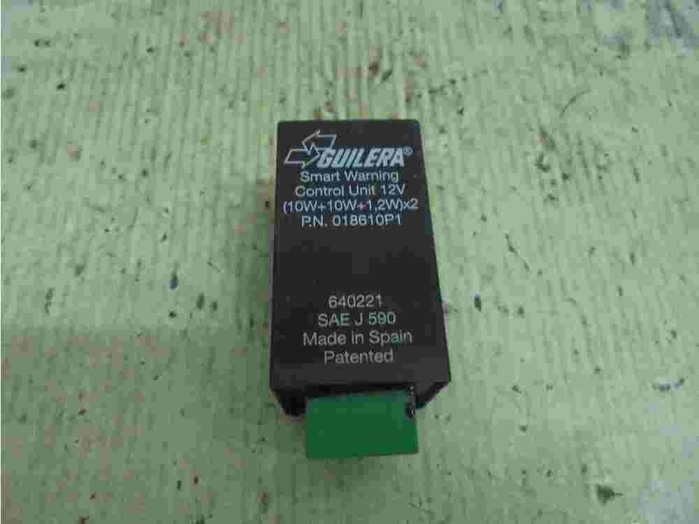 Relé de intermitencia Piaggio Vespa MP3 400 018610P1 GUILERA 640221 SAE J590