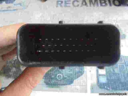 Centralita de elevalunas Seat Toledo Leon 9776101432203  F005S00051 HW2.3 SW 2.7