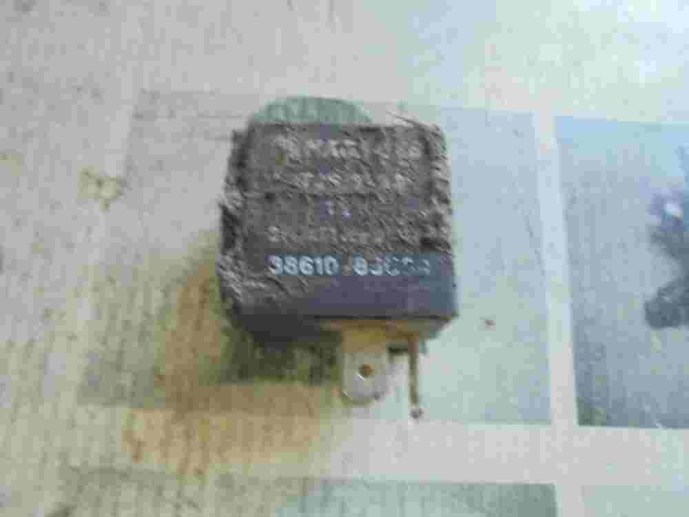 SUZUKI ITJS/3-12 NAGARES 3861085C00 38610-85C00 relè
