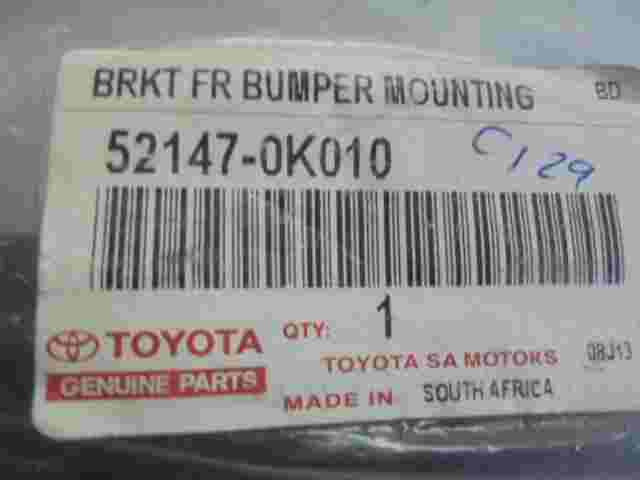Montaggio paraurti anteriore staffa Toyota Hilux 521470K010 52147-0K010