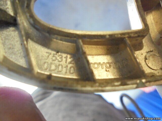 Emblema trasero Toyota Auris E15 Yaris MK2 753120D010 75312 0D010 75312.0D010