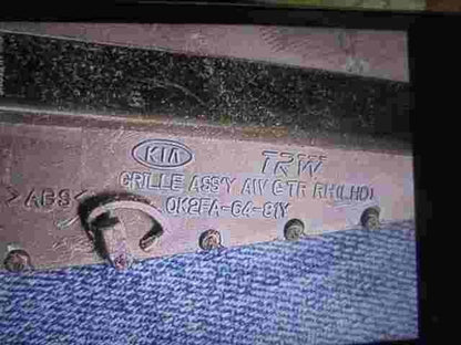 Griglia aeratore Kia Carens I/II (FJ) 2006 TRW LHD (RH) 0K2FA6481Y