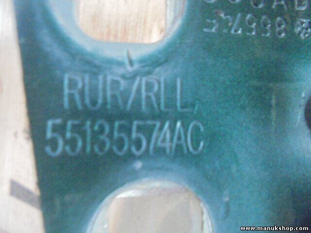 Bisagra de la puerta trasera  izquierda abajo Jeep Grand Cherokee II 55135574AC