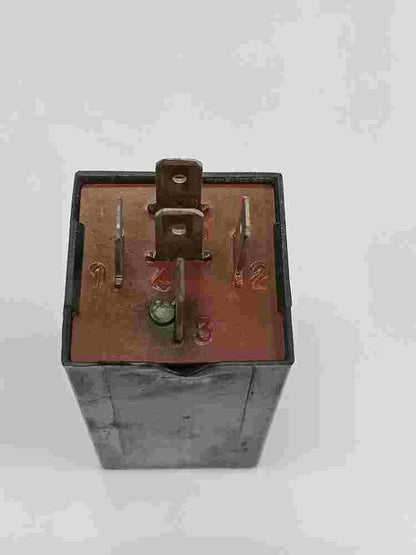 Relé del limpiaparabrisas Nissan Atleon Cabstar Guilera 173520N 015009281