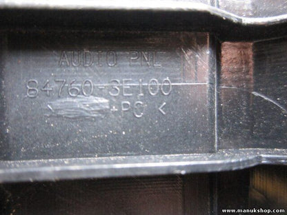 Consola central KIA Sorento I JC 2.5 CRDi 847603E100 84760 3E100 84760-3E100