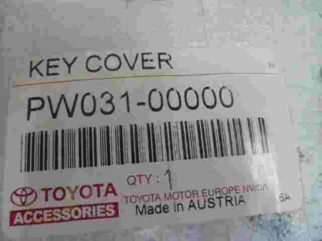 Key Cover Toyota Hybrid Corolla RAV4 C-HR PW03100000 PW031-00000