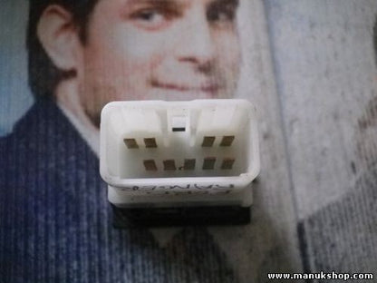 Interruptor de emergencia warning Mazda BT-50 Ford Ranger 1999-2003 B89CS789