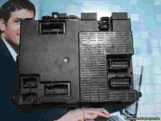 Caja de fusibles de relé Citroen 9649053780 73008612 BSI var C CN3 HW SW 4.25